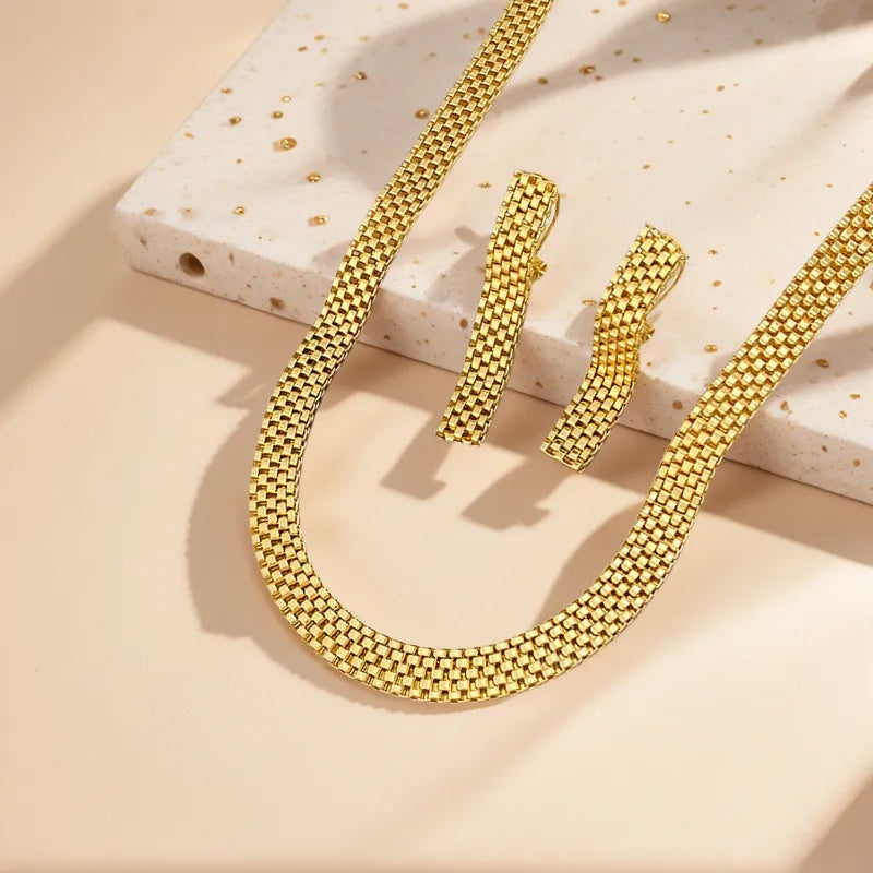 REFINED LONG NECKLACE, BRACELET &amp; EARRINGS SET