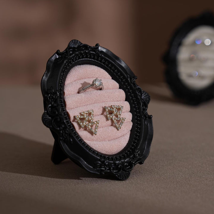 Rococo-Style Black Ring Stand