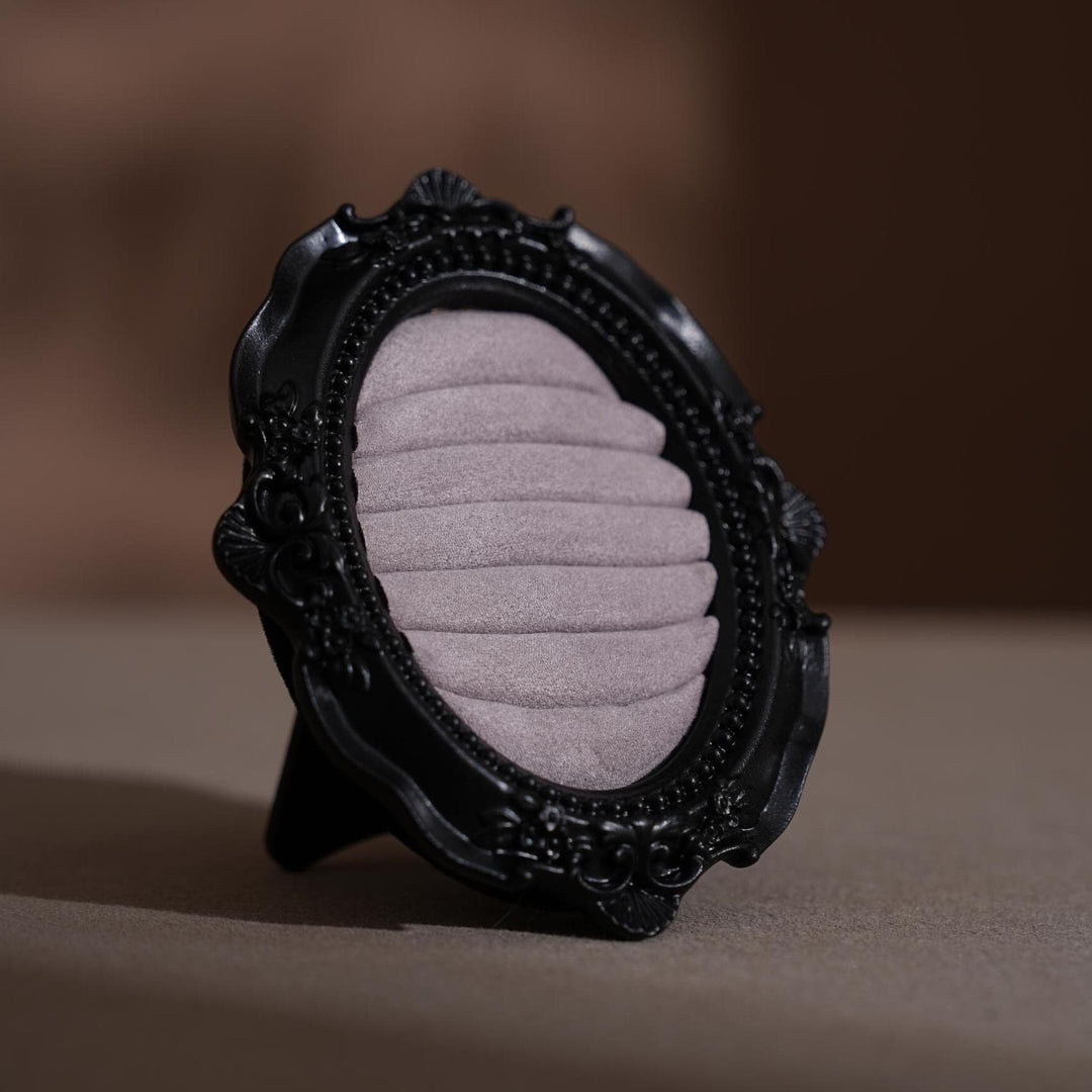 Rococo-Style Black Ring Stand