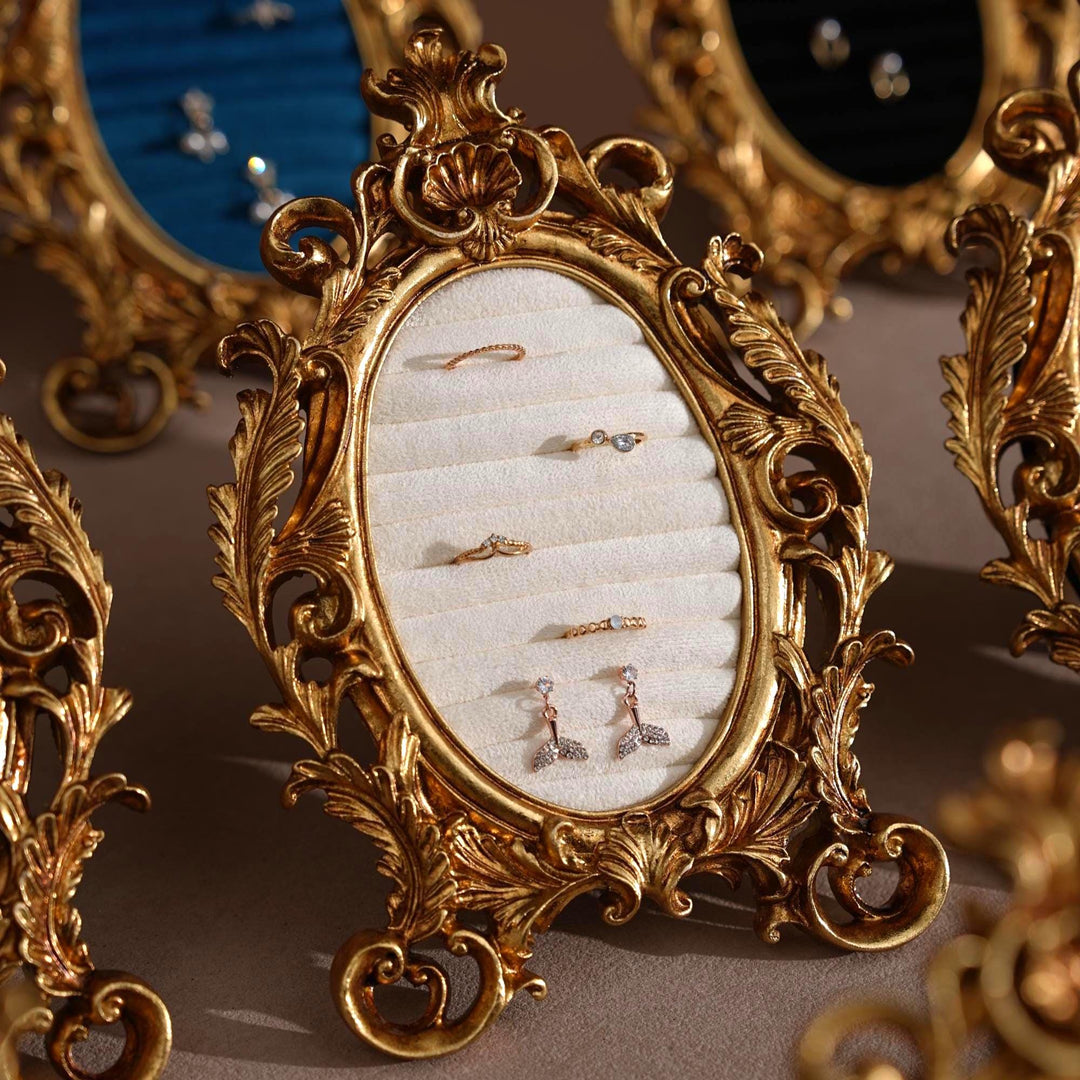 Vintage Inspired Ring Display Frame