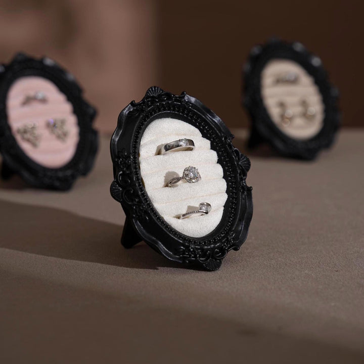 Rococo-Style Black Ring Stand