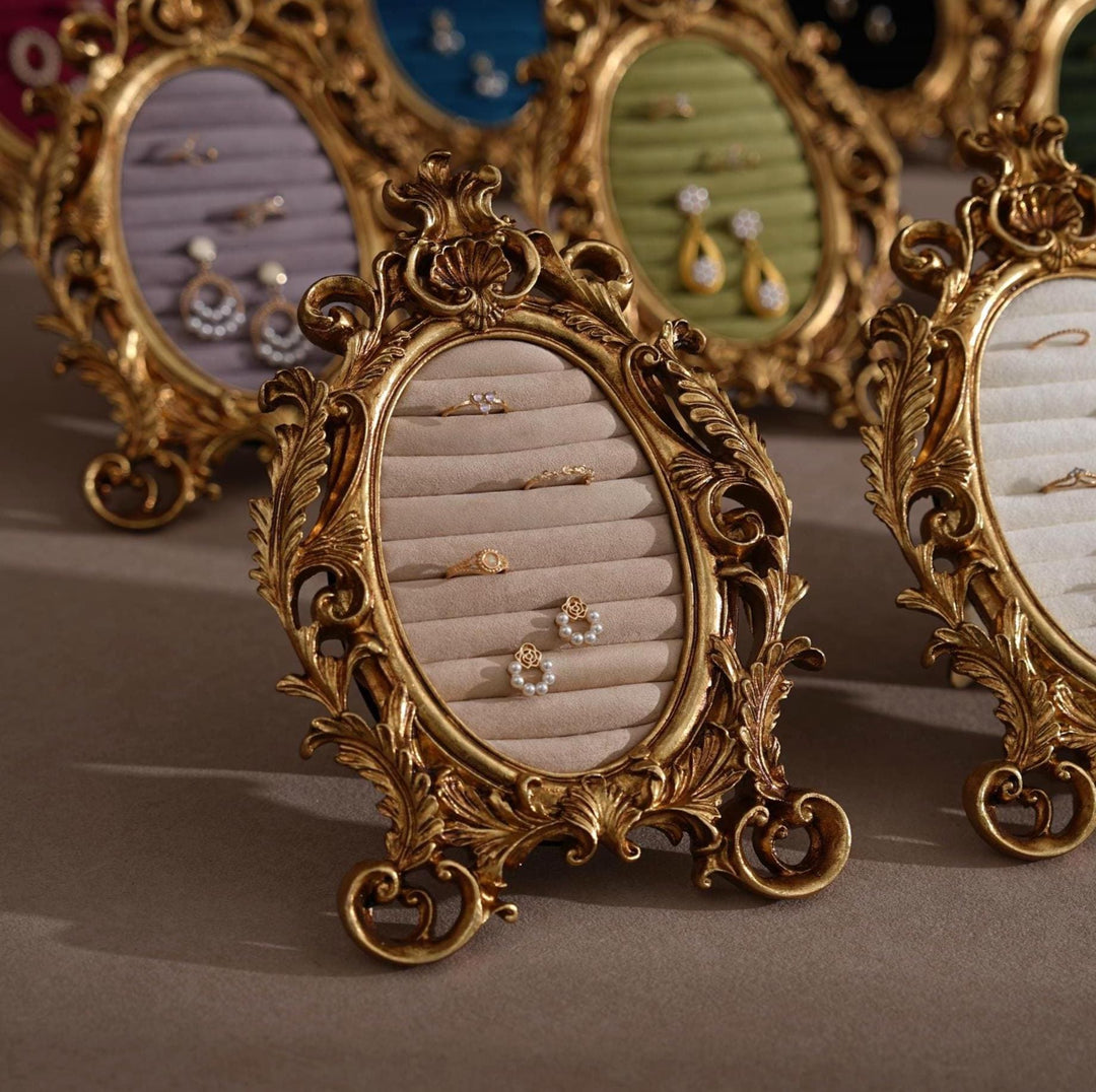 Vintage Inspired Ring Display Frame