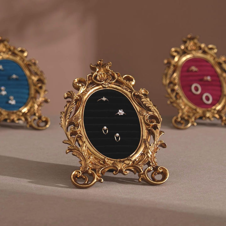 Vintage Inspired Ring Display Frame