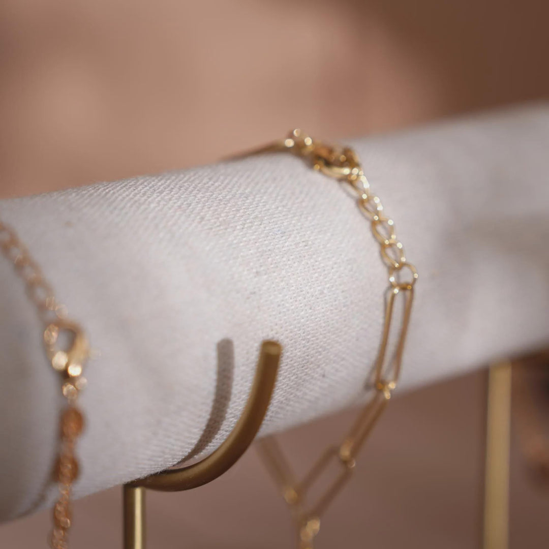 High-End Bracelet Stand with Brass Supports and Walnut Wood Base