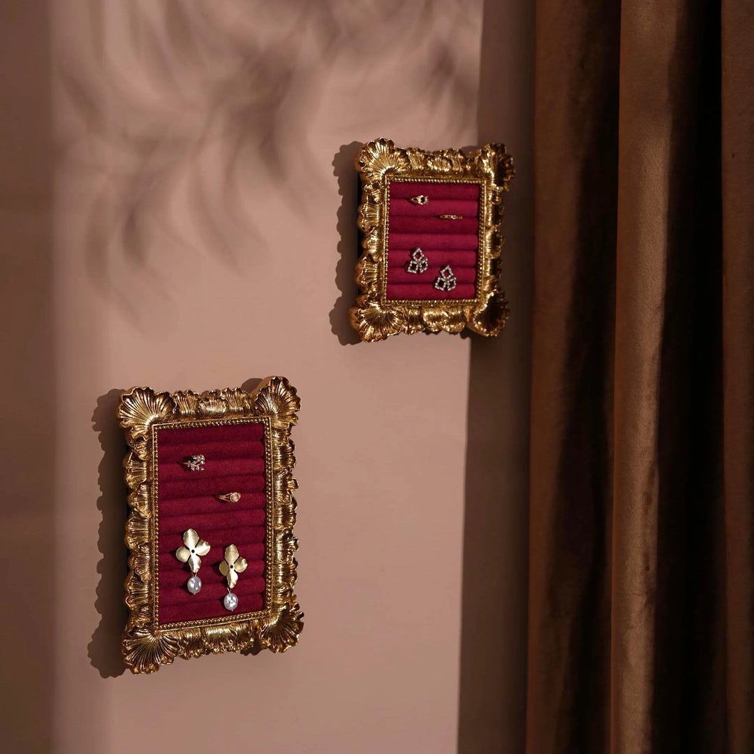 Rococo Ring &amp; Earring Display Frame