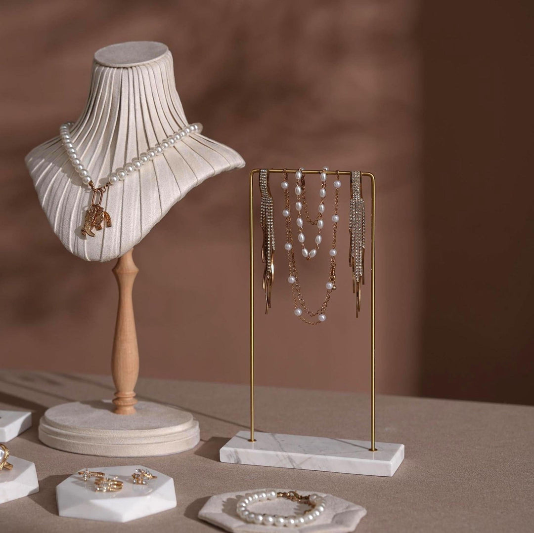 Boutique Jewelry Display Set for Necklaces, Earrings &amp; Bracelets