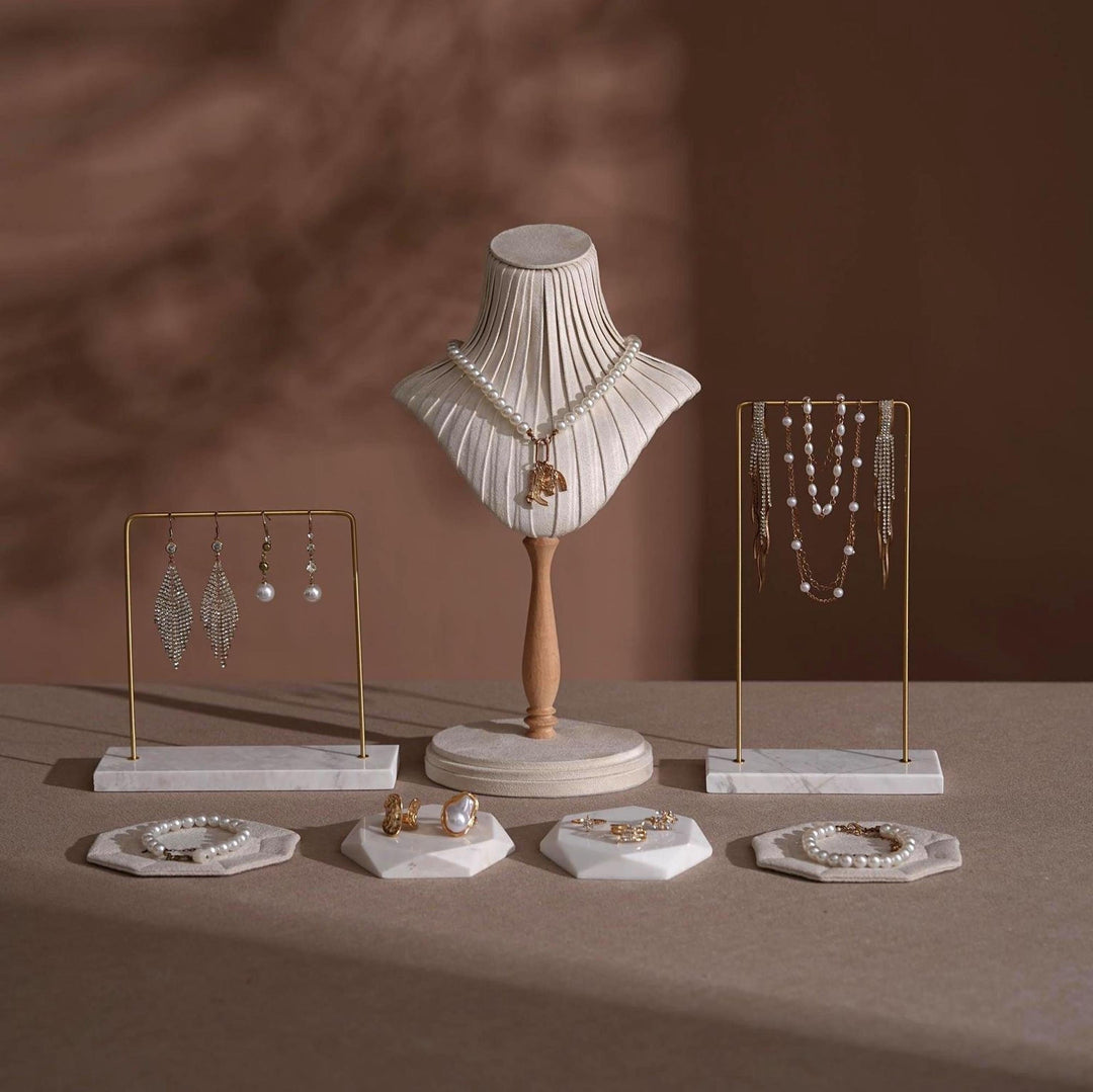 Boutique Jewelry Display Set for Necklaces, Earrings &amp; Bracelets