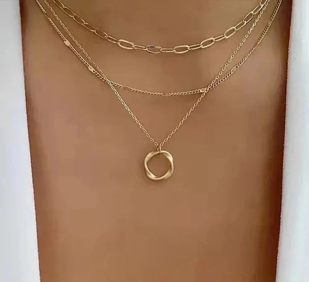 ELEGANT LAYERED GOLD CHAIN &amp; PENDANT NECKLACE