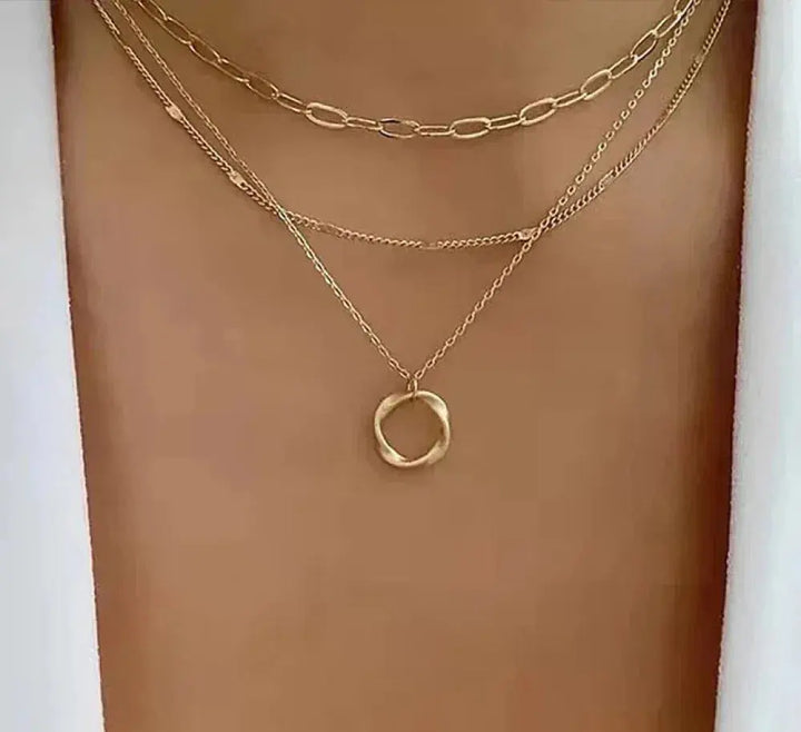 ELEGANT LAYERED GOLD CHAIN &amp; PENDANT NECKLACE